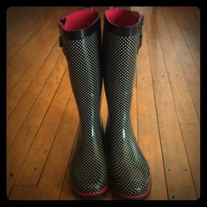Rain boots